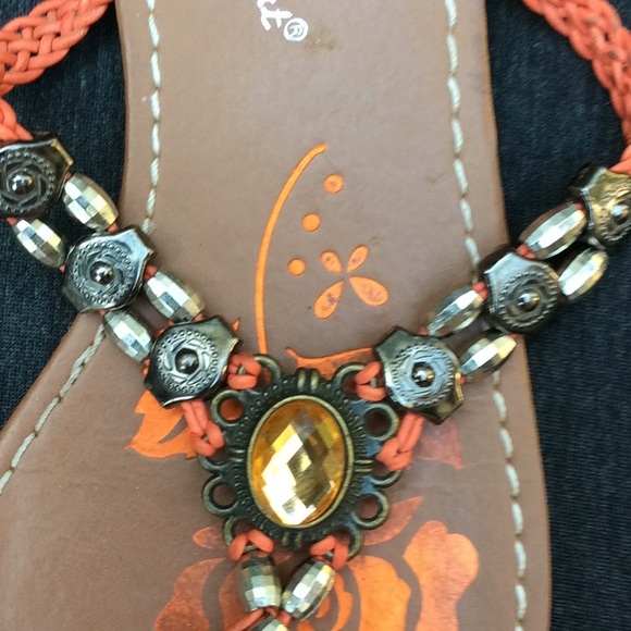 Madeline Stuart Bling Sandals Size 6.5 or 7 NWOT - Picture 2 of 7